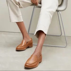 Everlane The Modern Loafer in Camel